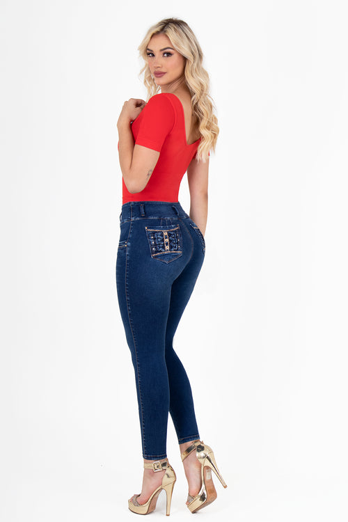 Jeans levanta cola